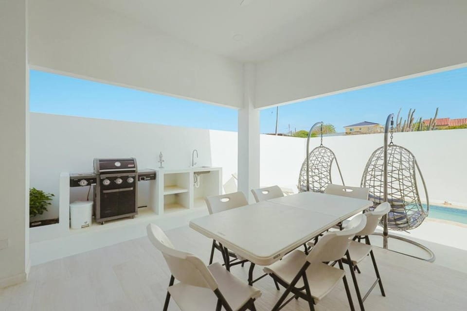 3BR Villa with Private Pool and Patio Aruba Getaway Villa in Noord