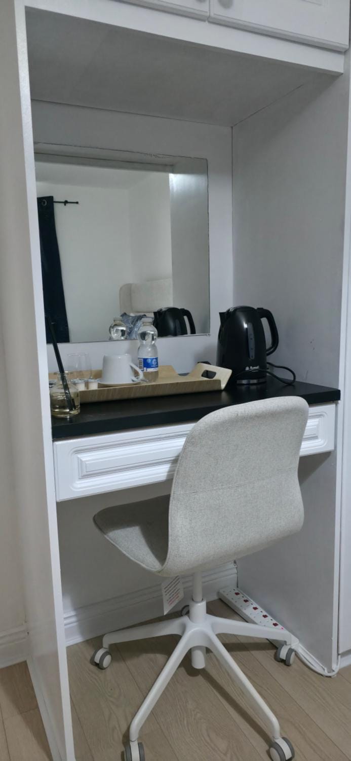 Cosy King room with ensuite bathroom Vacation rental in Dublin
