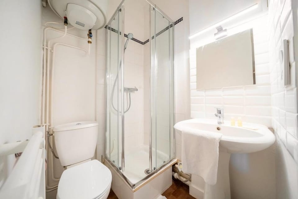 Appartement lumineux pour deux, hypercentre Caen Apartment in Caen