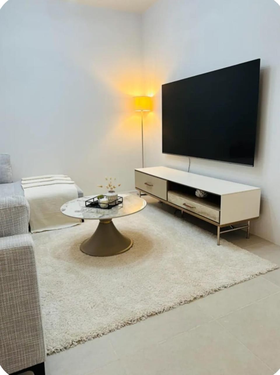 Luxury Apartment with Pool - Walk to Beach Apartment in Flic en Flac