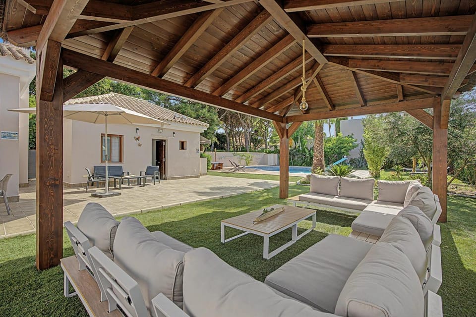 Villa Nakupenda House in Chiclana de la Frontera