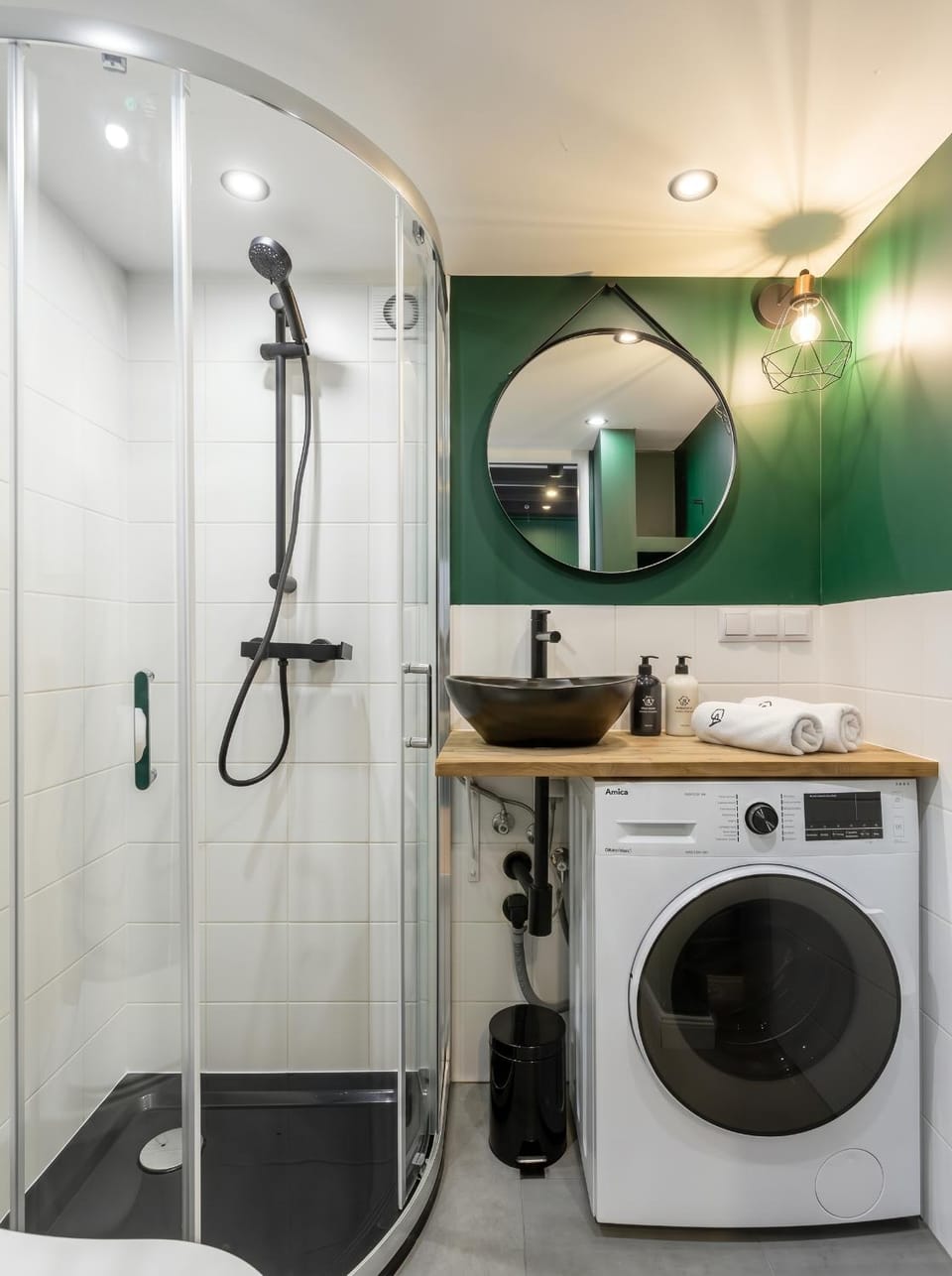 Shower, Bathroom, washing machine, dryer