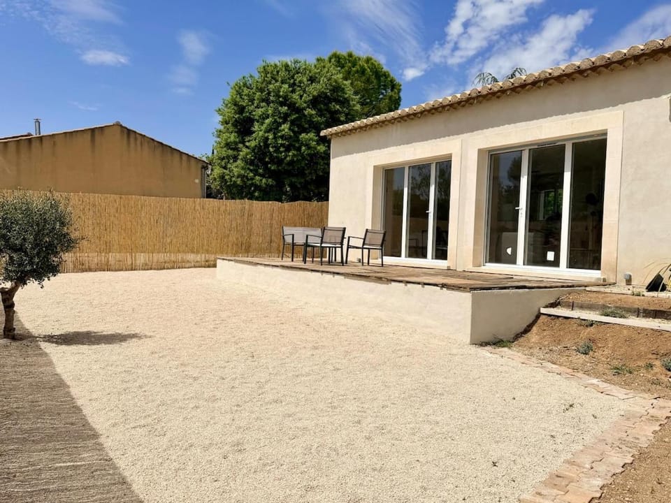 Au coeur de Lacoste - Vue Luberon Villa in Lacoste