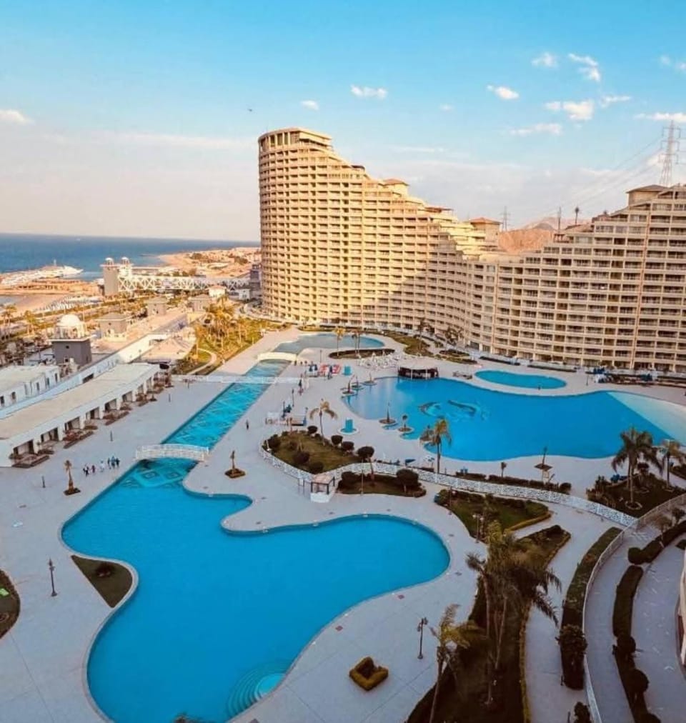 بورتو السخنه Resort in Egypt