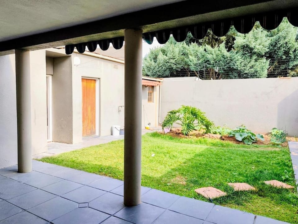 Cozy Home In Norwood House in Johannesburg