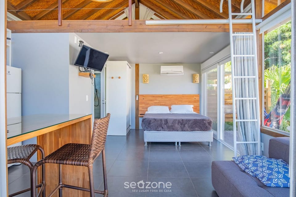 Bed, TV and multimedia