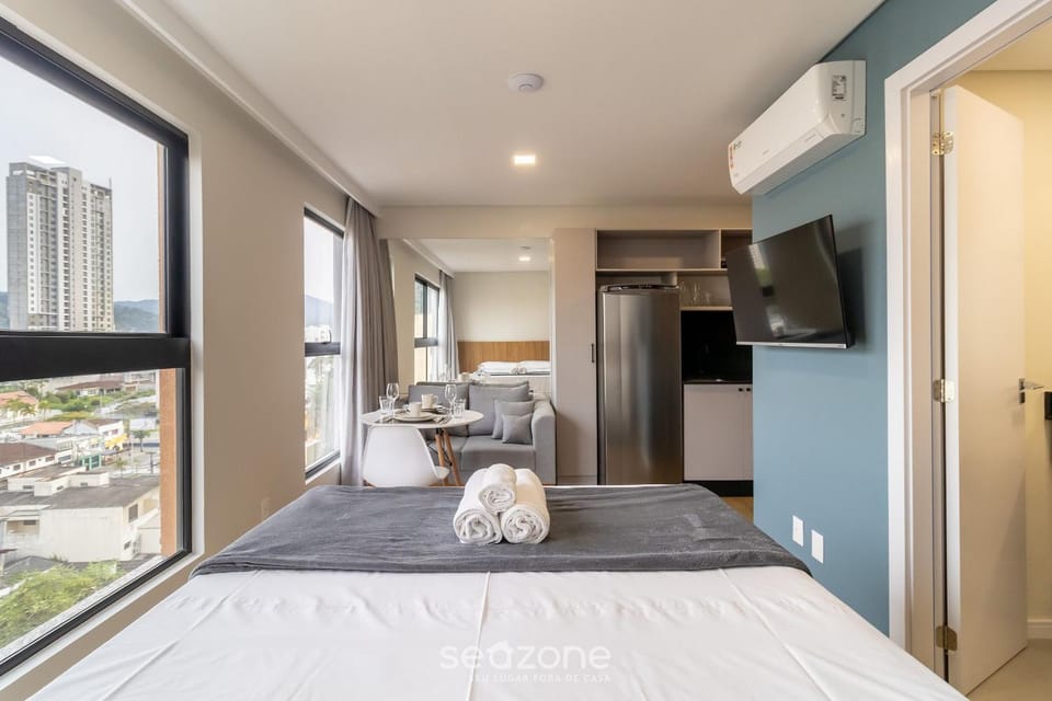TV and multimedia, Living room, Dining area, Bedroom