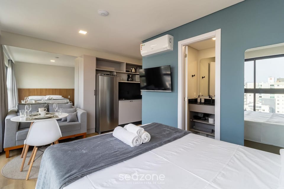 TV and multimedia, Living room, Dining area, Bedroom