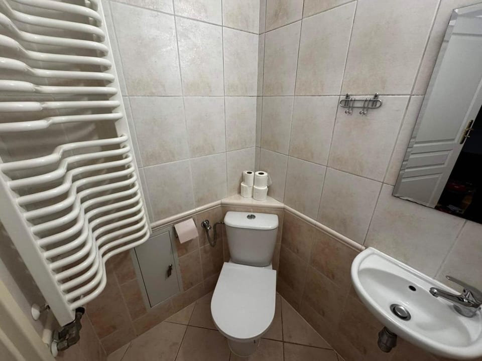 Fantastic-Inn Kraków - B7 Pokój B202 Apartment in Krakow
