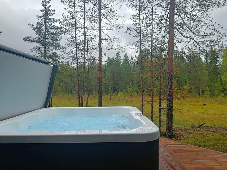 Natural landscape, Hot Tub