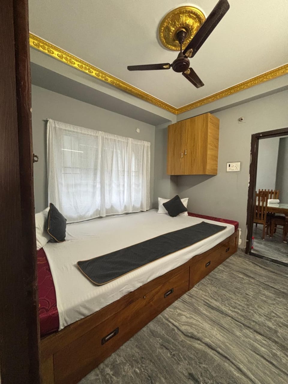 Dhanyabad Service Apartment Apartment in West Bengal