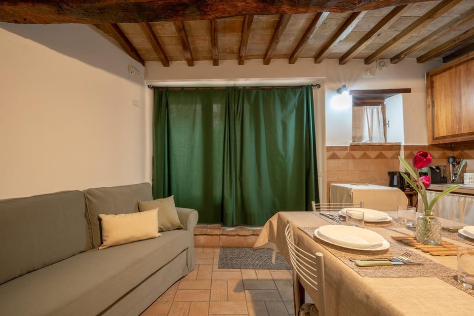 Living room, Seating area, Dining area, kitchen