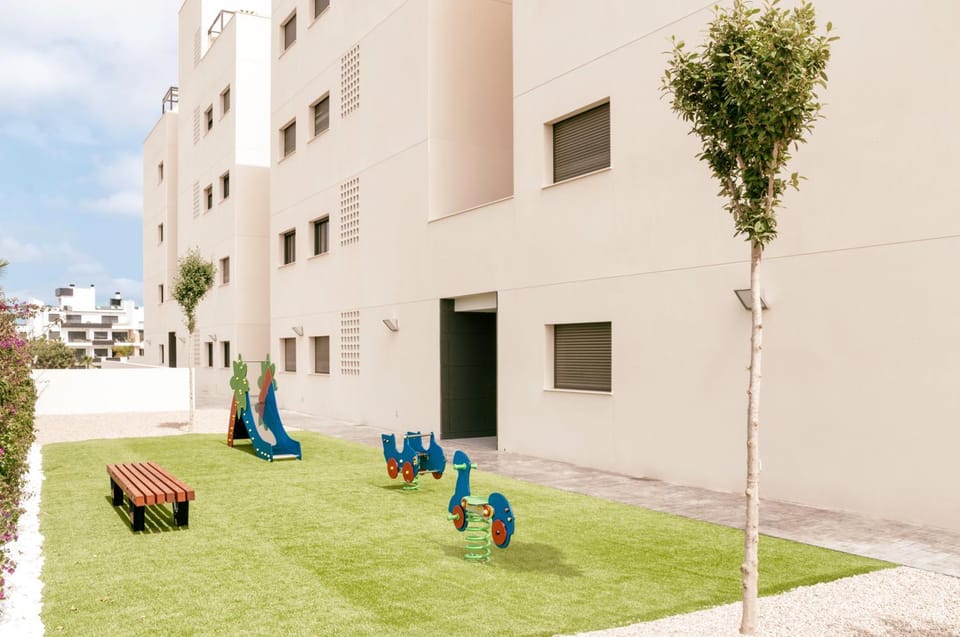 Apartamento con piscina privada en Jardines de Montesolana Apartment in Vega Baja del Segura
