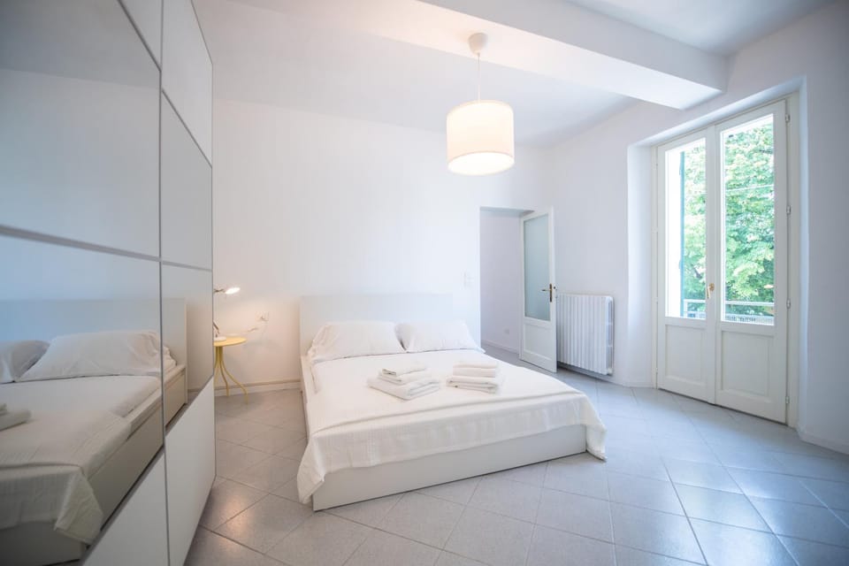Bed, Photo of the whole room, Bedroom, towels, wardrobe