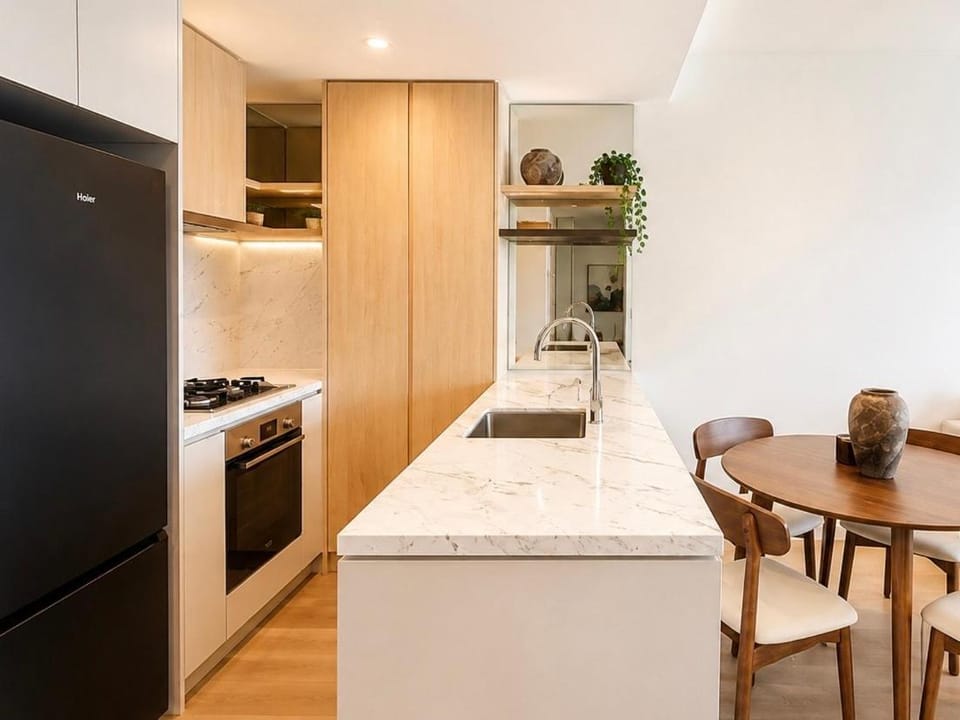 Vista in the Clouds Coastal City Escape Apartment in Gold Coast