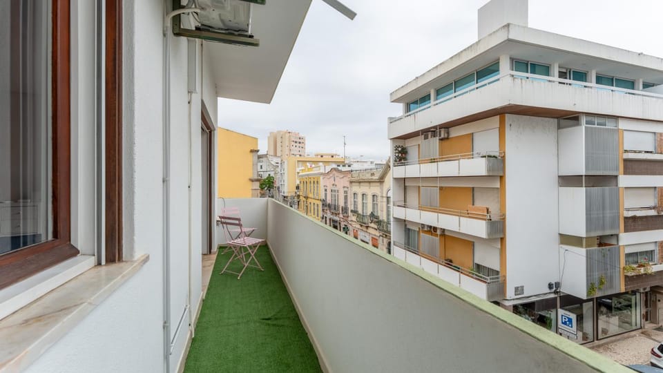 Cosy 1Bdr Flat in Faro Downtown by LovelyStay Apartment in Faro