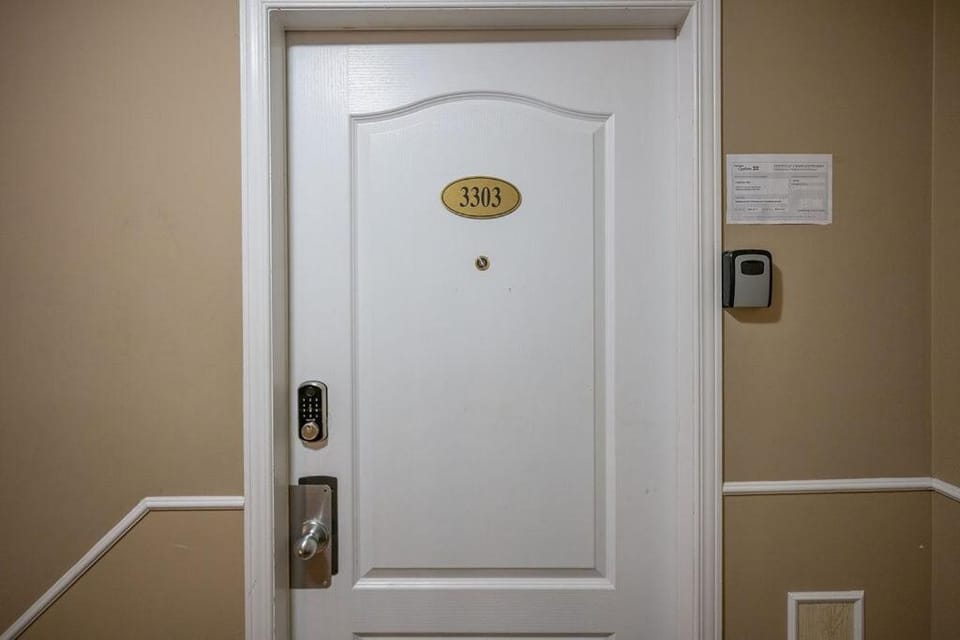 Condo Alpina - 3303, Cozy Retreat in St-Sauveur Apartment in Saint-Sauveur