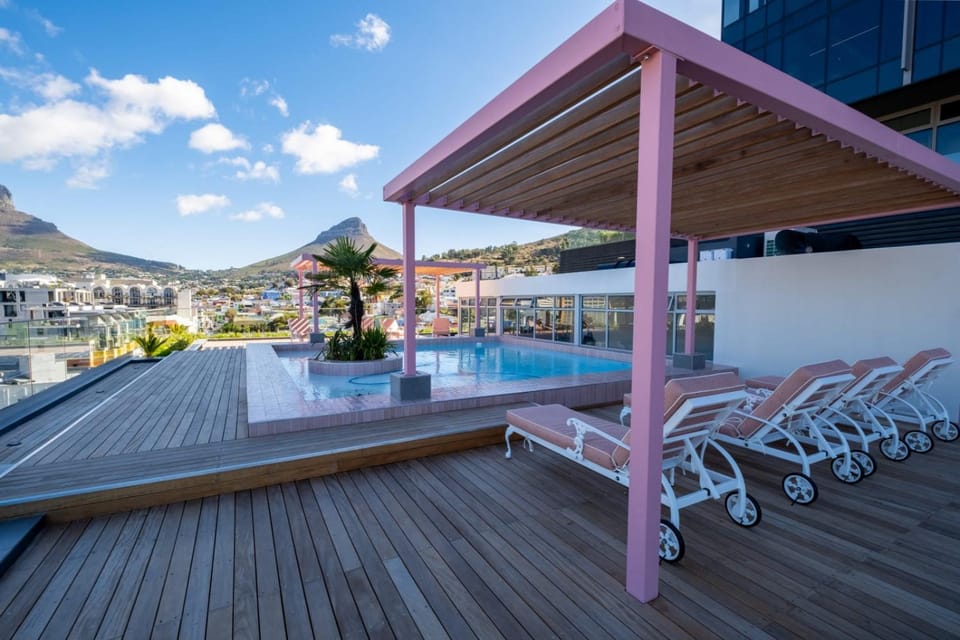 Balcony/Terrace, Swimming pool