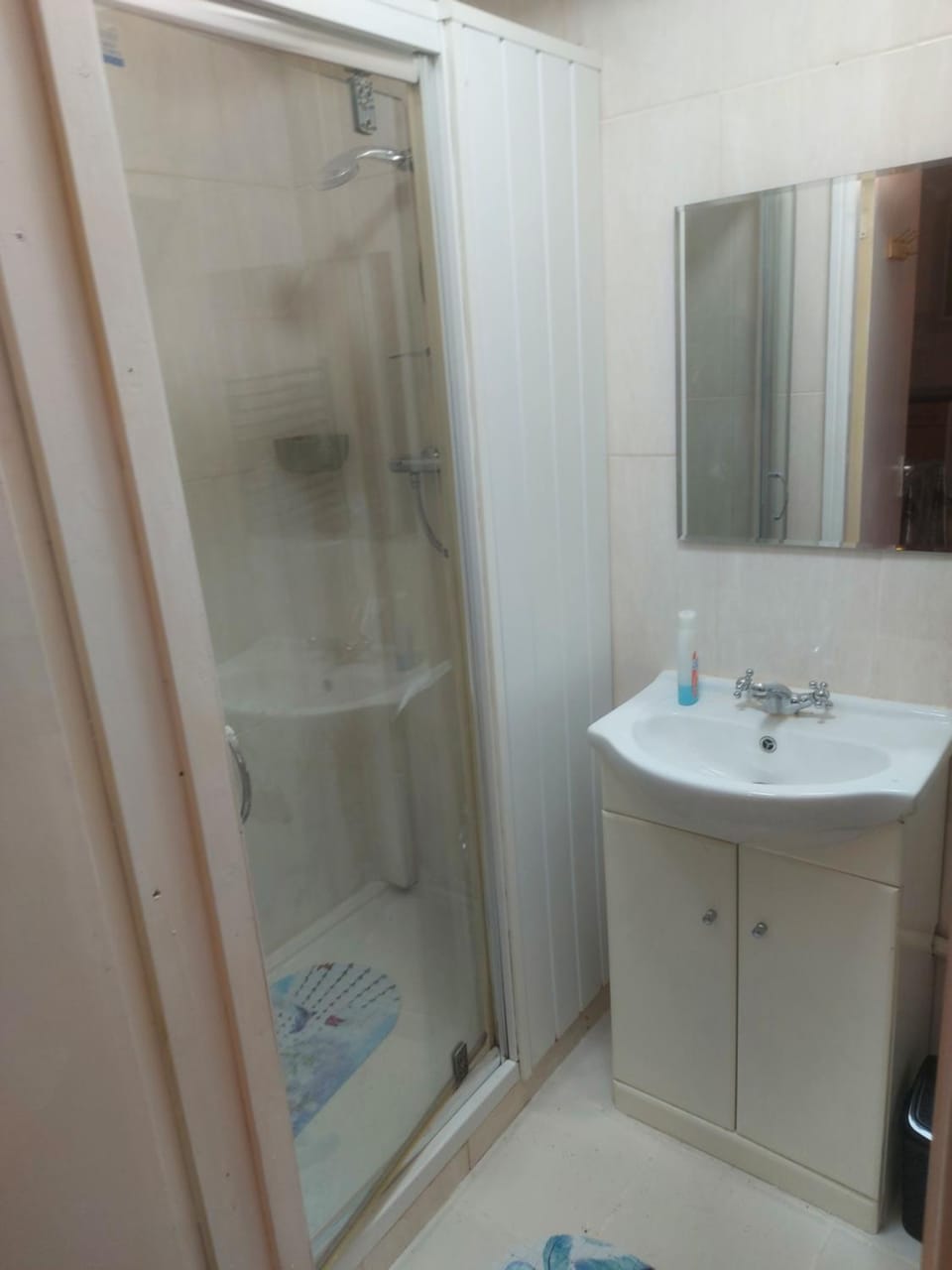 Eltham 1 Apartment in Nottingham