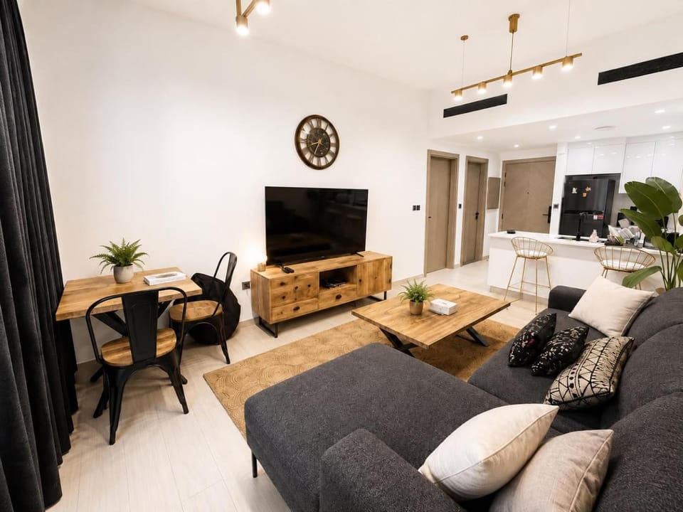 NamaStay - Elegant 1 Bedroom, Pool View, JVC House in Dubai