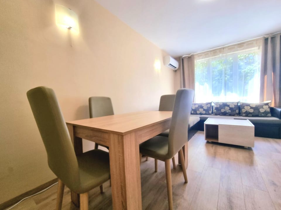 Sunnyside Apartament in Lazur Apartment in Burgas