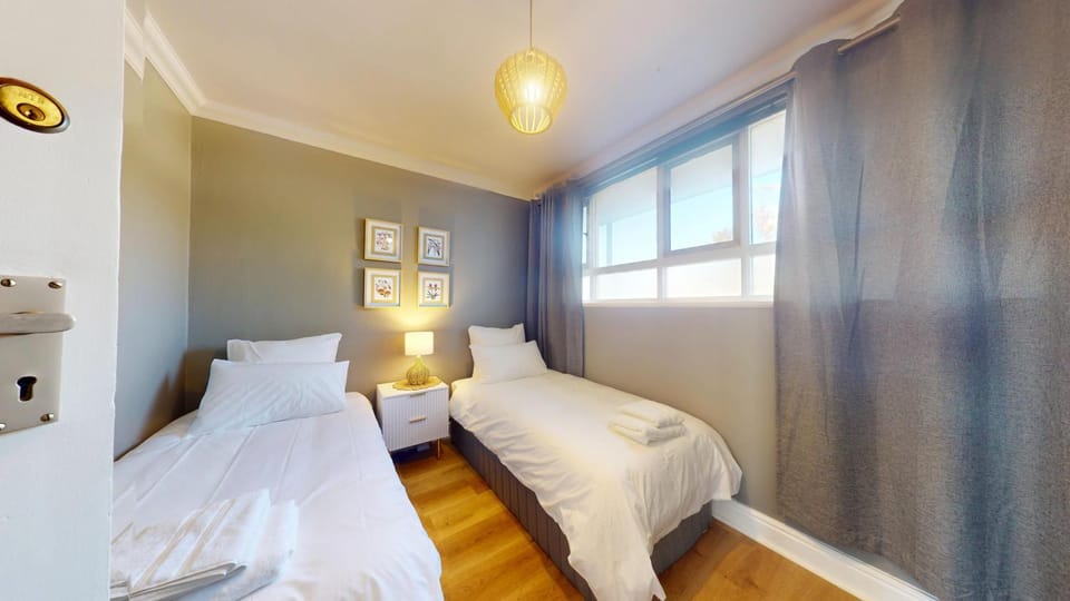 Point Break Mouille Point Apartment in Cape Town