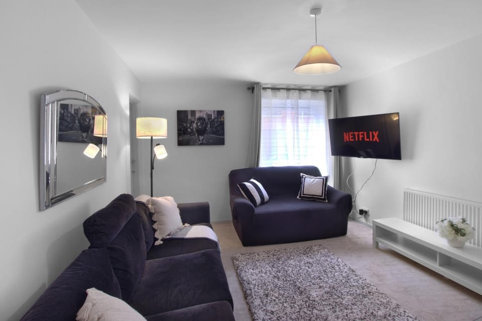 TV and multimedia, Living room, Dining area