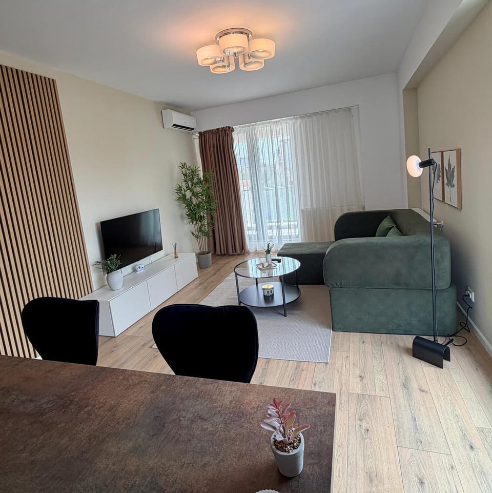 Communal lounge/ TV room, TV and multimedia, Living room, Seating area
