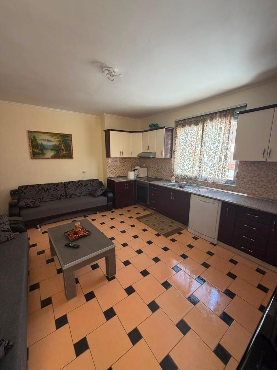 Struga Apartment Apartment in Tirana County, Albania