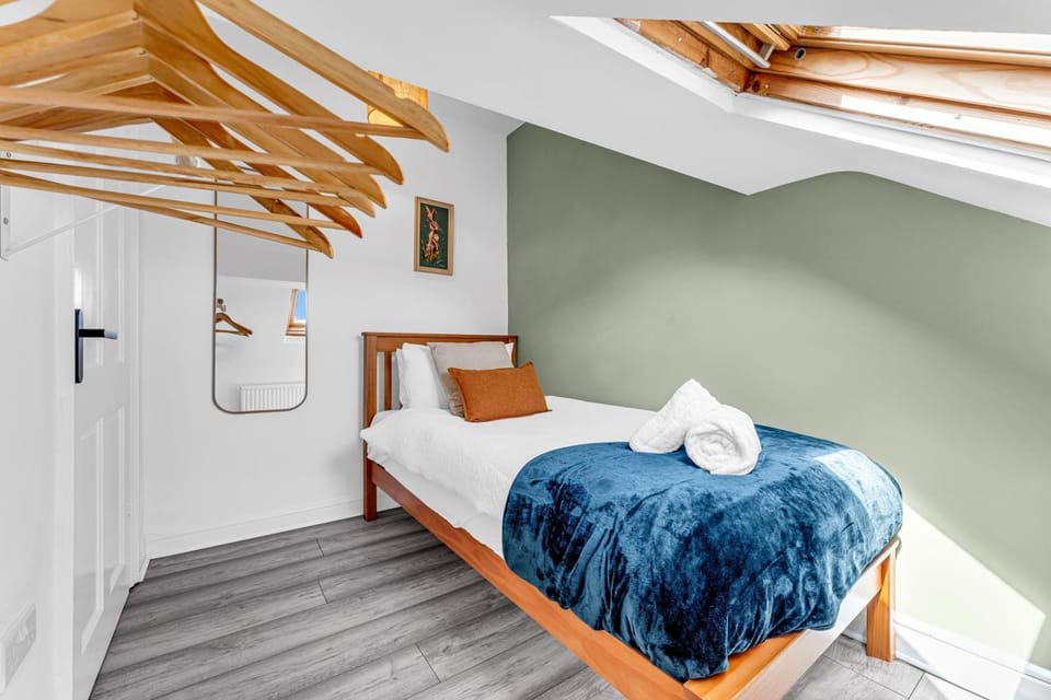 3Bedroom Sleeps 5 at Buxton House in High Peak District