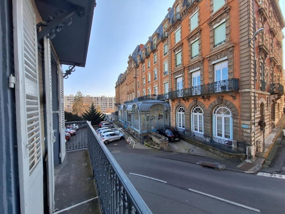 Villa les thermes apartment rated 4 stars Apartment in Clermont-Ferrand