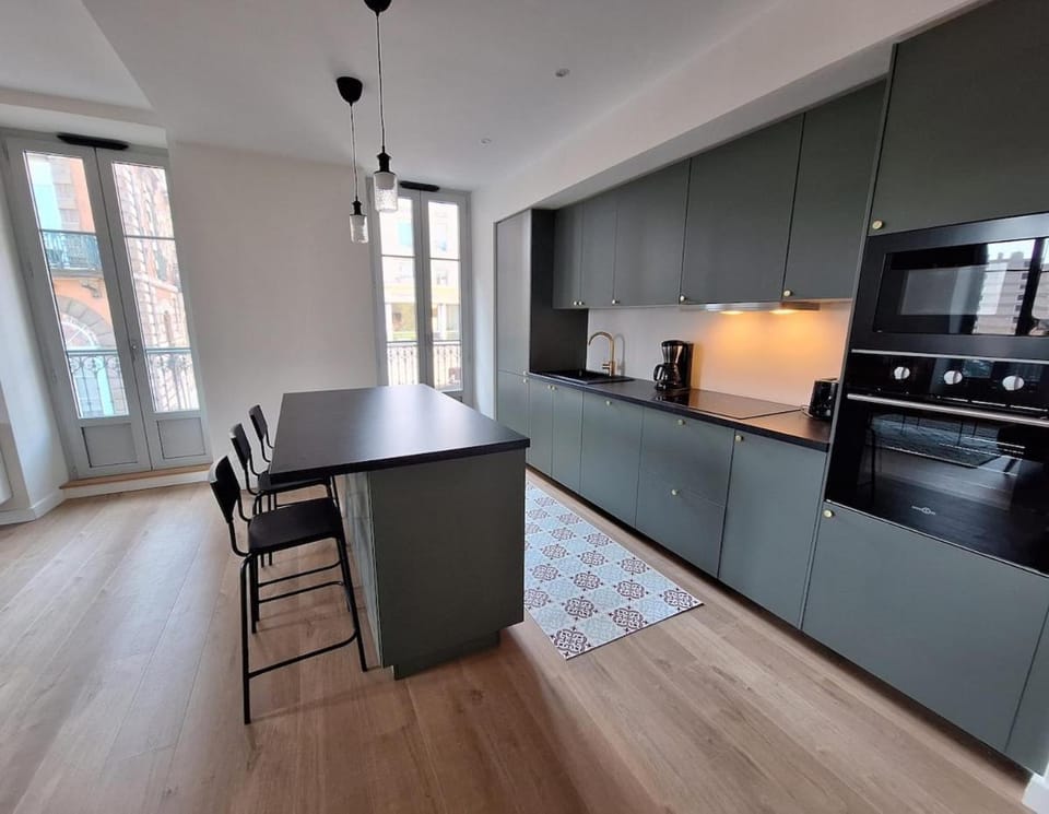 Villa les thermes apartment rated 4 stars Apartment in Clermont-Ferrand