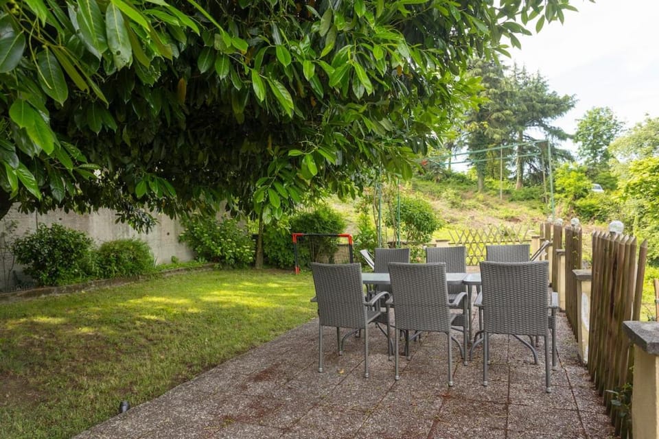 Apartment with a large garden in the hills of Turin Apartment in Turin