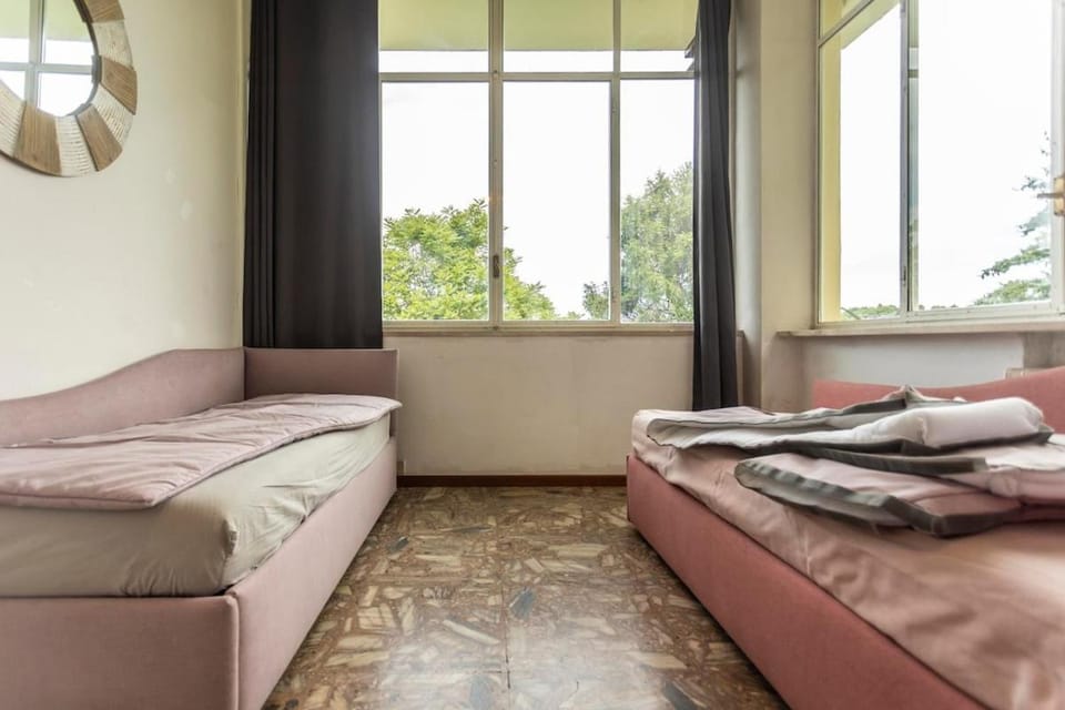 Apartment with a large garden in the hills of Turin Apartment in Turin