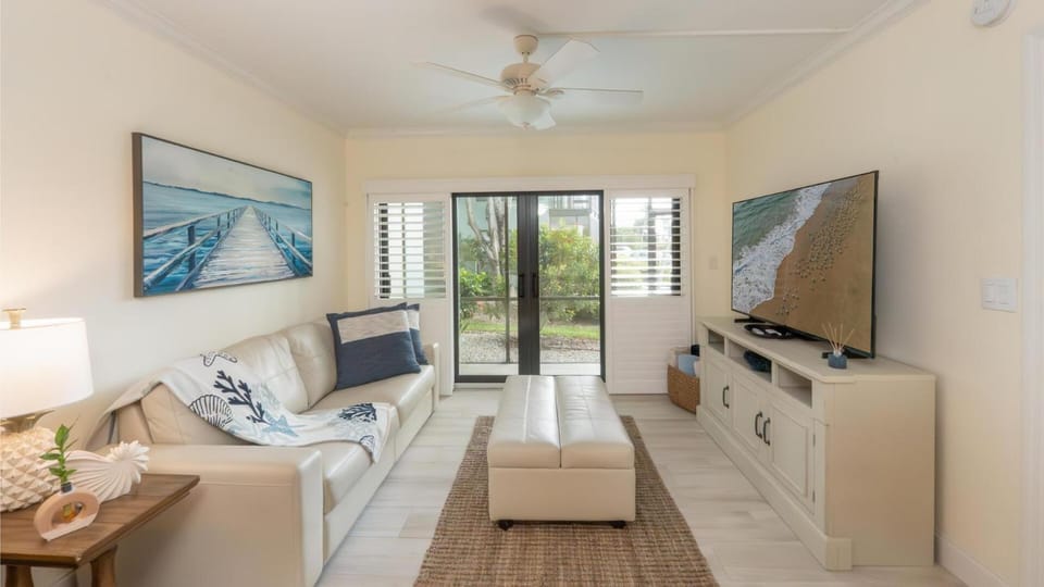 Mariner 5-107 House in Marco Island