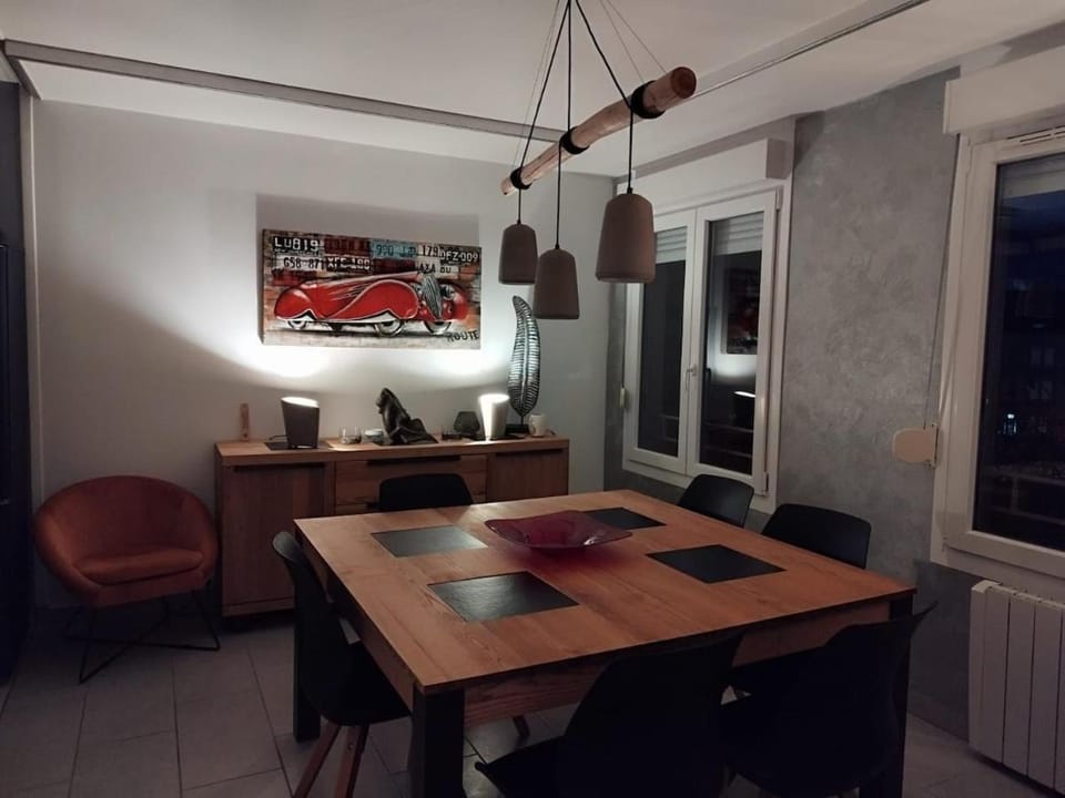 Winter, Dining area