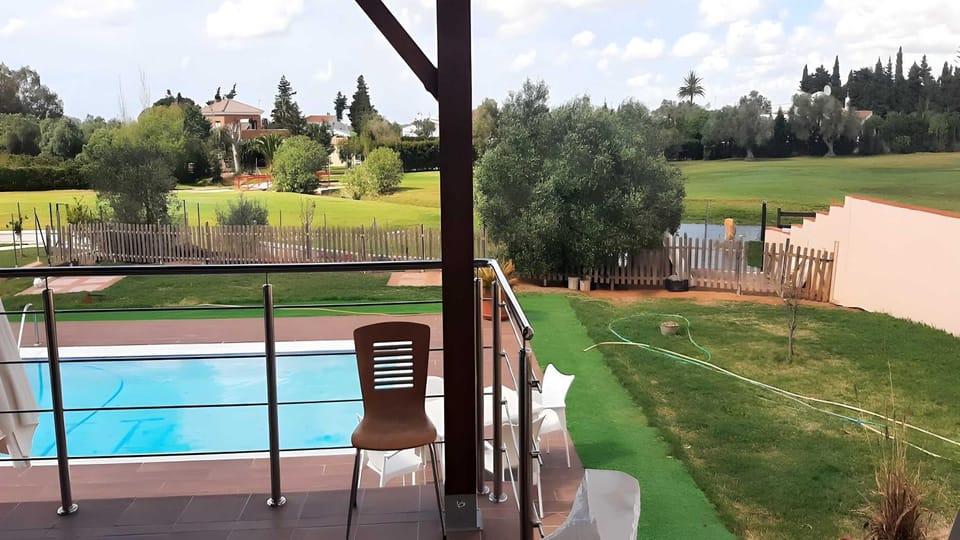 Casa privada con piscina barbacoa y jardin en Chiclana - Ideal Familias Chalet in Costa de la Luz
