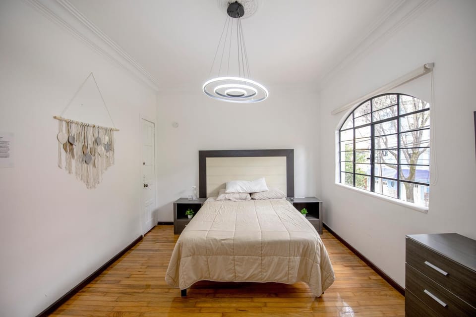 Bed, Photo of the whole room, Bedroom