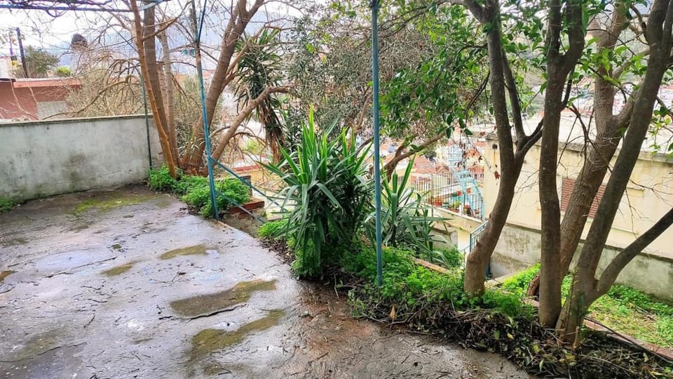 Traditional house, courtyard view, for quiet getaways House in Decentralized Administration of the Aegean
