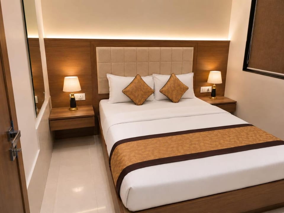 Hotel Regal Inn - Intr Airport Mumbai Hotel in Mumbai