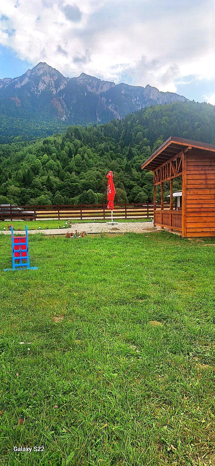 BARSA MARE Rulote si Corturi Campground/ 
RV Resort in Brașov County