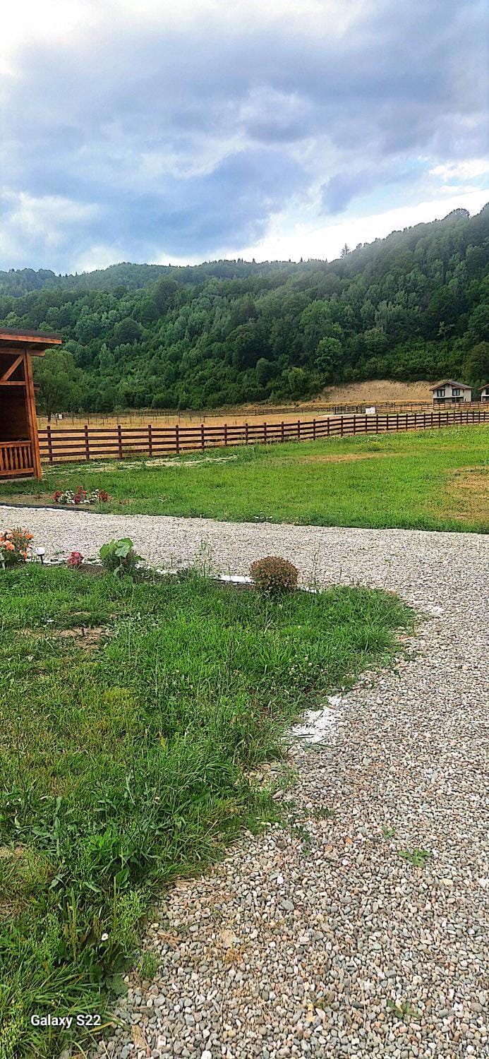 BARSA MARE Rulote si Corturi Campground/ 
RV Resort in Brașov County
