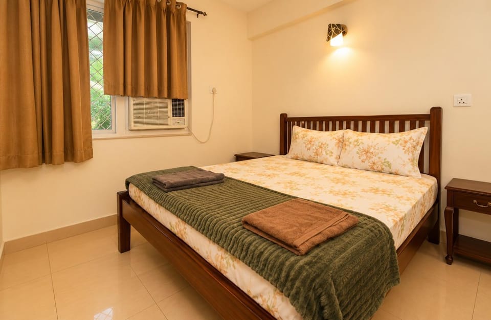 Bed, Bedroom, air conditioner