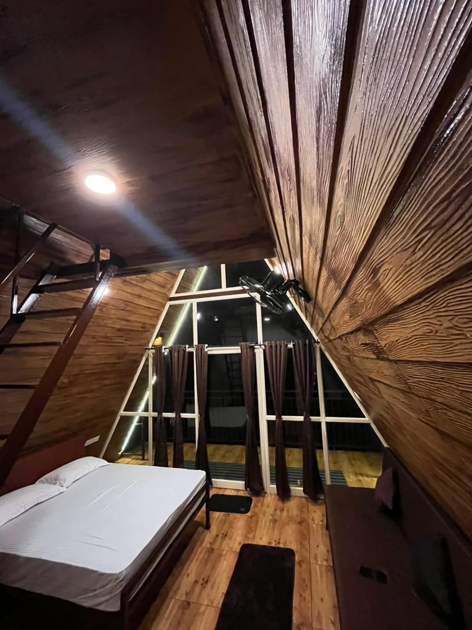 The Brook Hut Bed and Breakfast in Kerala