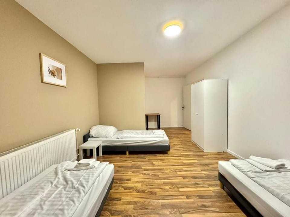The Heusenstamm Family Casa Bed and Breakfast in Offenbach