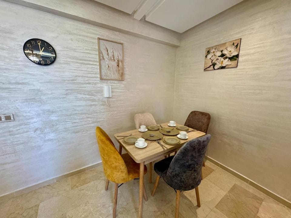 Chic 2BR with 2 Balconies Guéliz Near Carré Eden Apartment in Marrakesh