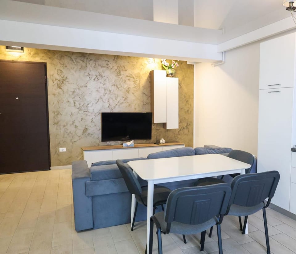 Astoria Lake Apartment in Constanța County