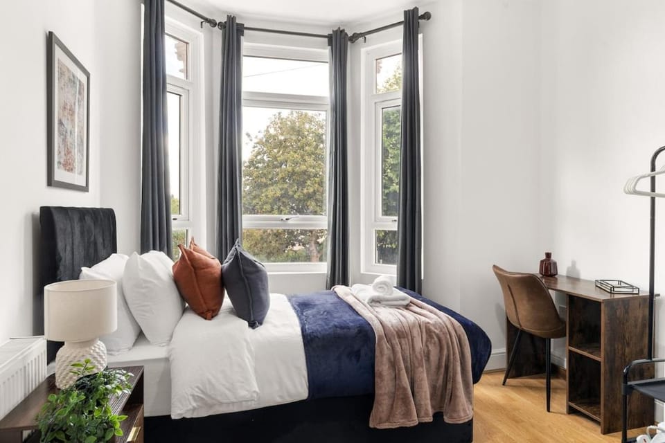 Cozy Gem next transport Fast Central London access Apartment in London Borough of Ealing