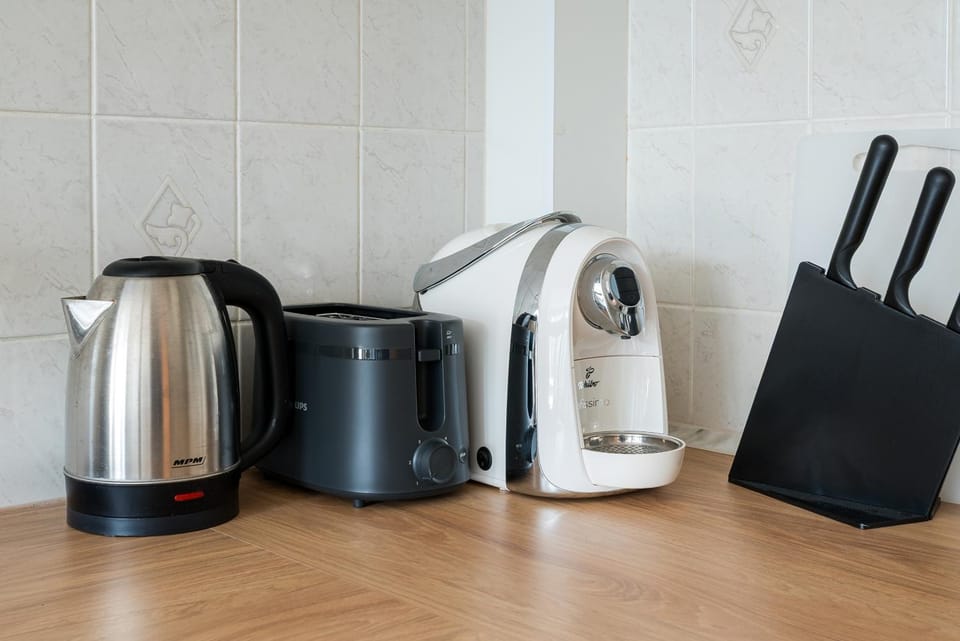 Coffee/tea facilities, Kitchen or kitchenette