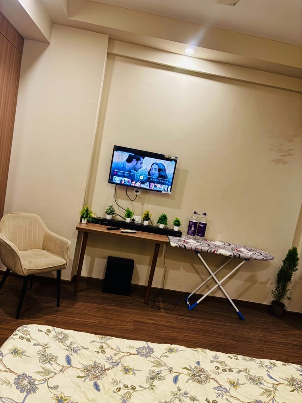 APEX HUB OMAXE 1rk STUDIO APARTMENT NEAR EXPO MART PARICHOWK GREATER NOIDA Apartment in Uttar Pradesh